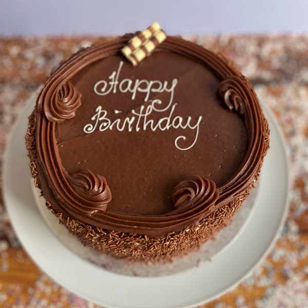 Milk Choc Gannache with Vermivcelli Chocolate Cake