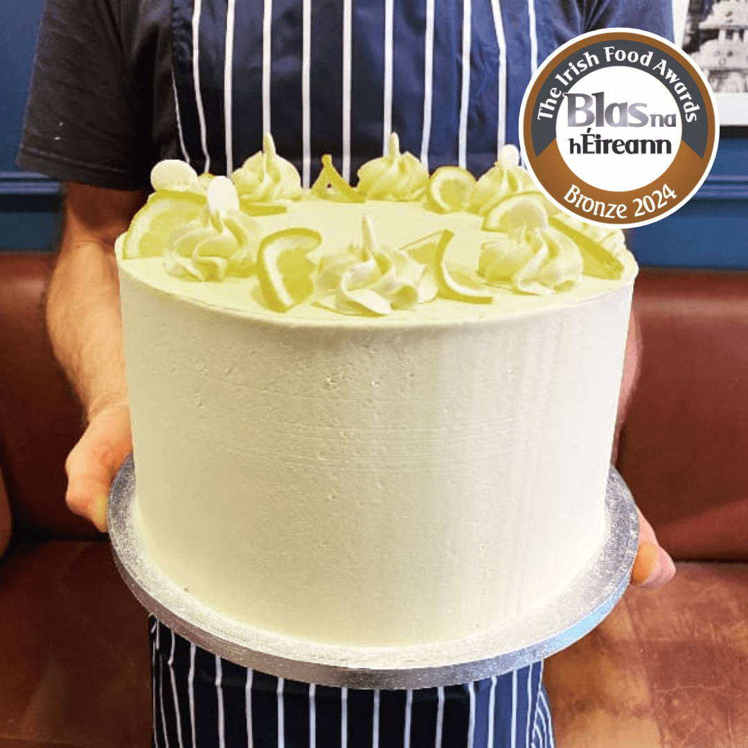 Tall-Tier-Lemon-Drizzle-Buttercream-Blaz-Bronze