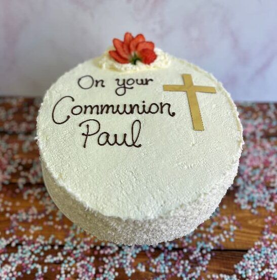 Confirmation Topper 2025 resized Fresh Cream Communion Cake