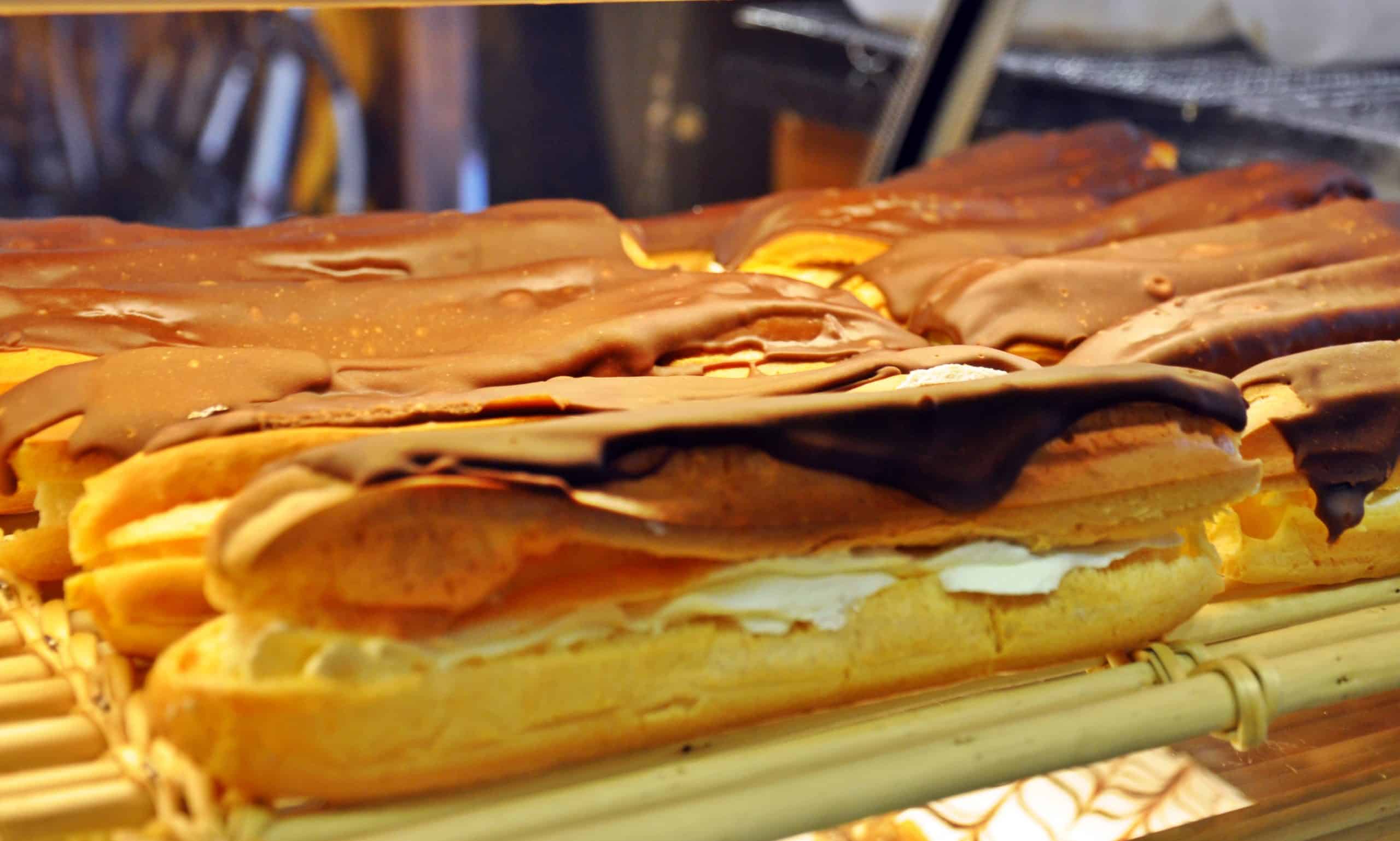 chocolate-eclair-21