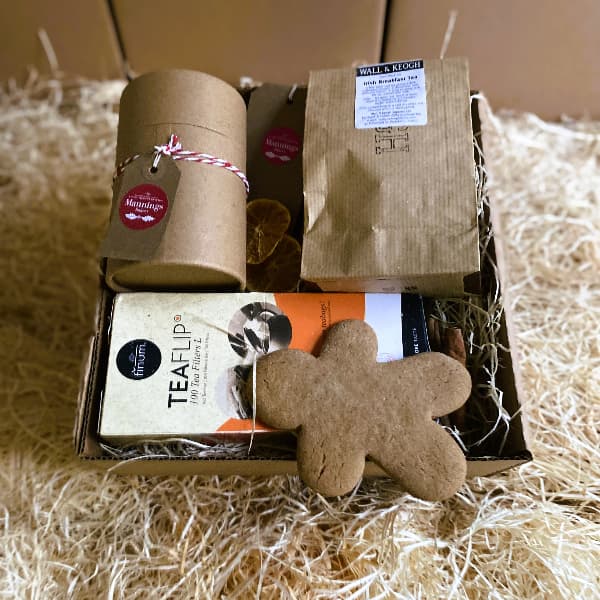 Biscuit and Tea hamper Chocolate biscuit and Wall and Keogh Tea Hamper