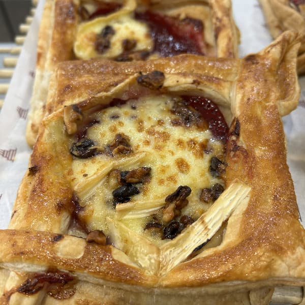 Brie, Cranberry and Walnut Squares