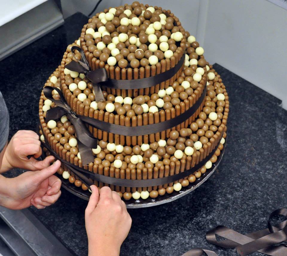 Chocolate-Finger-Malteser-Wedding