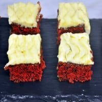 red-velvet-bitesize200