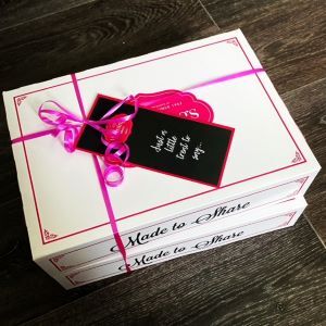 Bakers-Dozen Bakers Dozen Cake Box tied with string